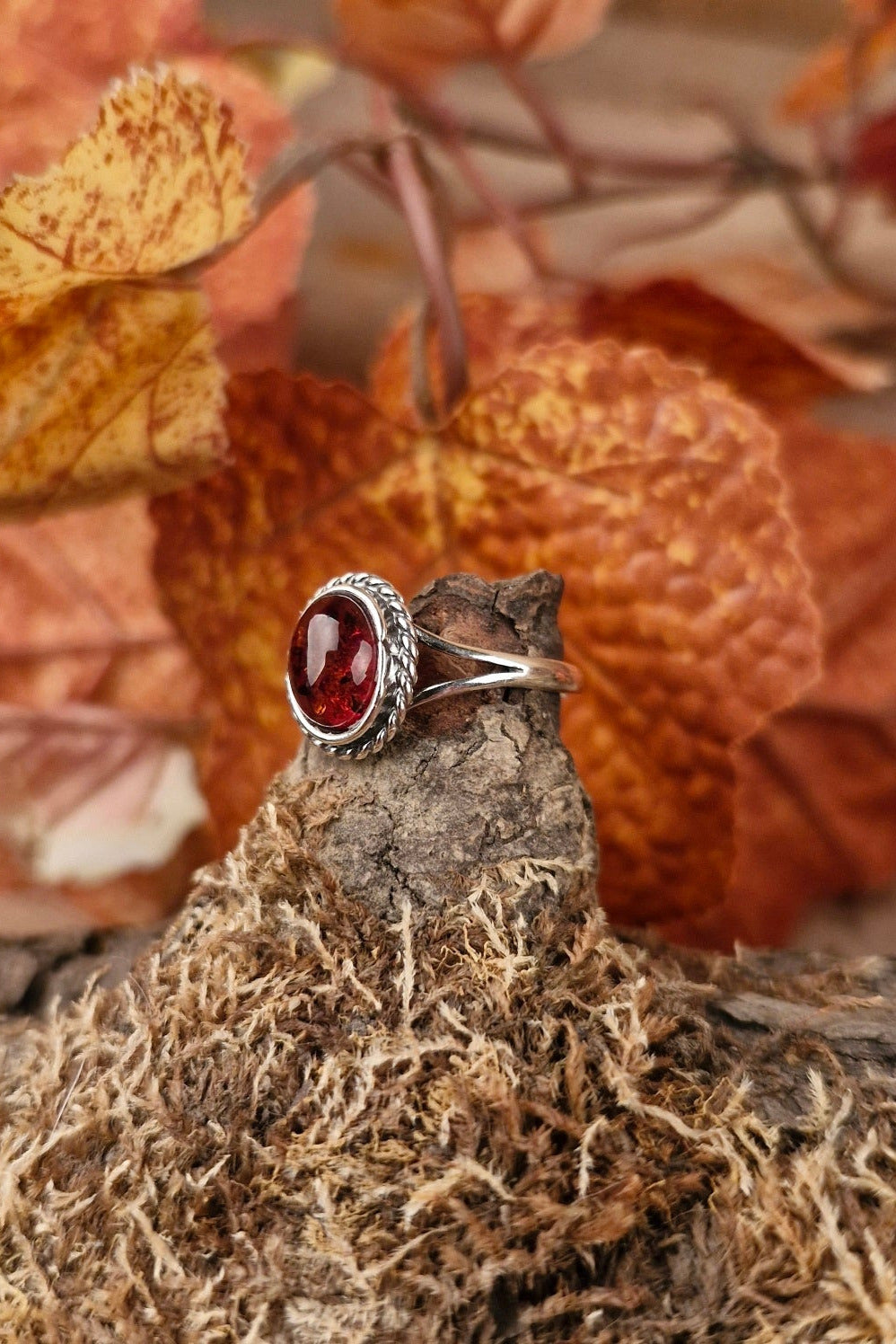 Noble Silver Ring with Oval Baltic Amber