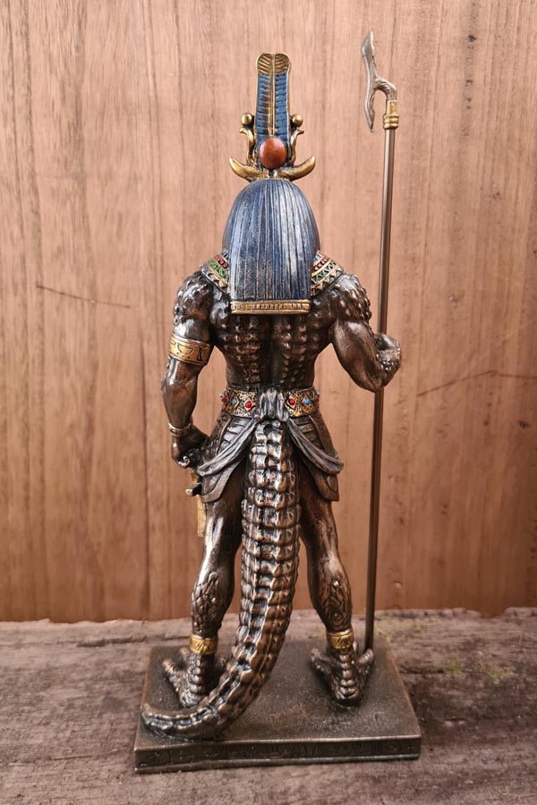 Sobek Ägyptischer Krokodilgott - handbemalt