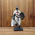 Templer mit Kriegsaxt und Schild - handbemalt