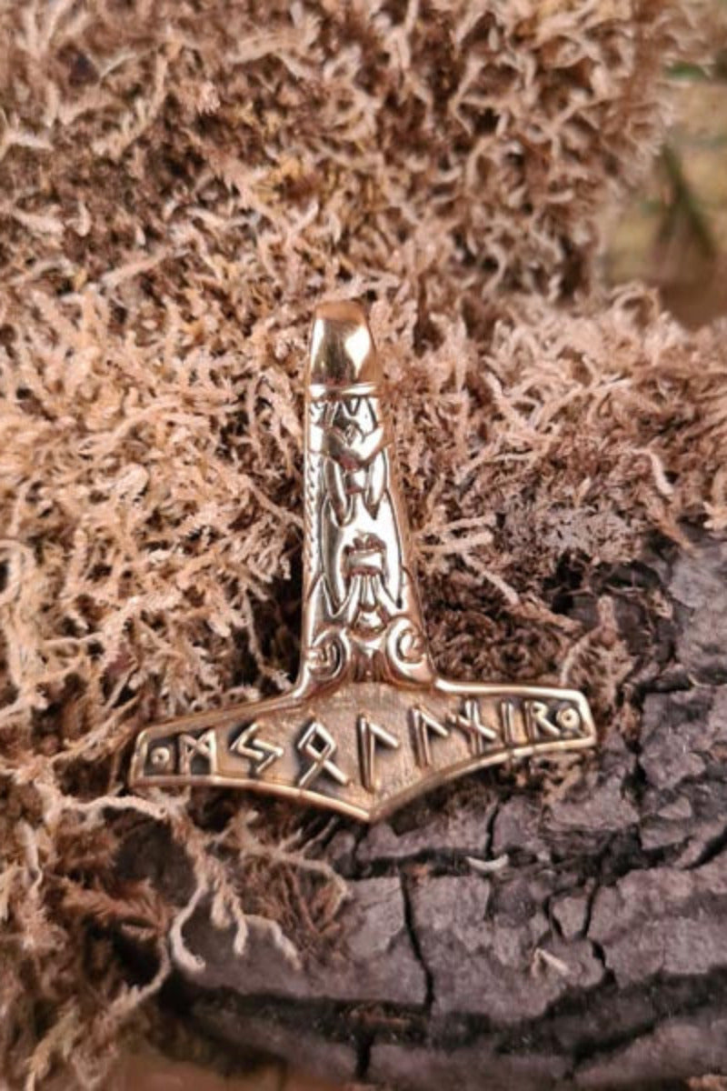 Thorhammer Mjolnir mit Runen aus Bronze
