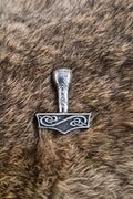 Thors Hammer mit Runen aus Zinn