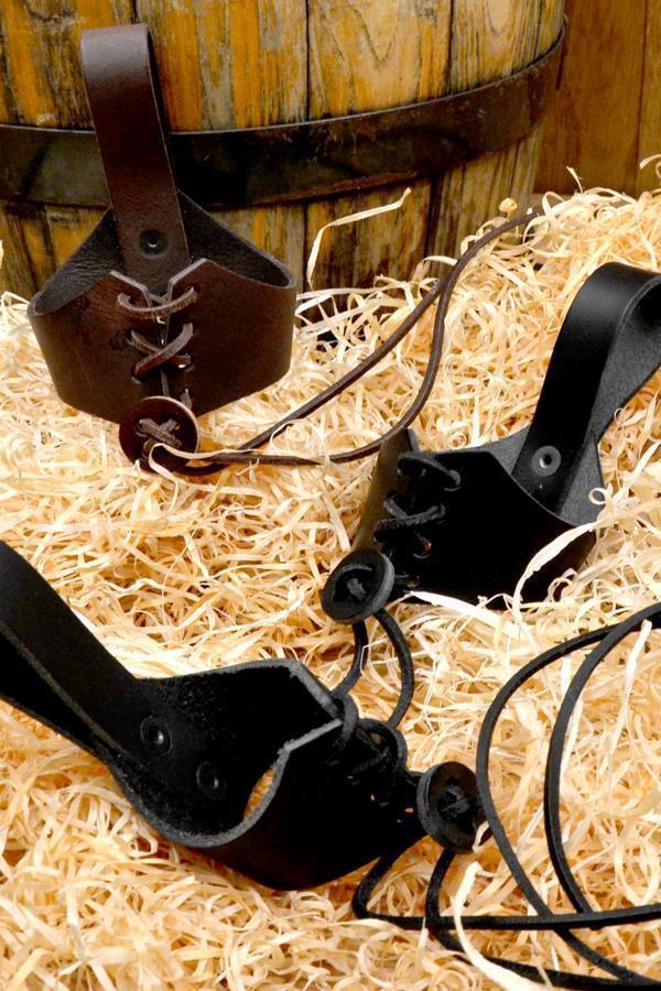 Trinkhornhalter aus Leder für LARP & Mittelalter für Einsteiger