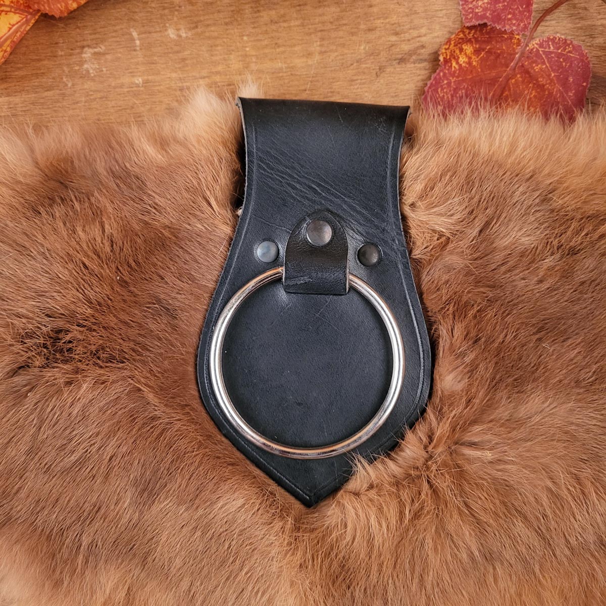 Waffenhalter mit Ring für LARP und Mittelalter
