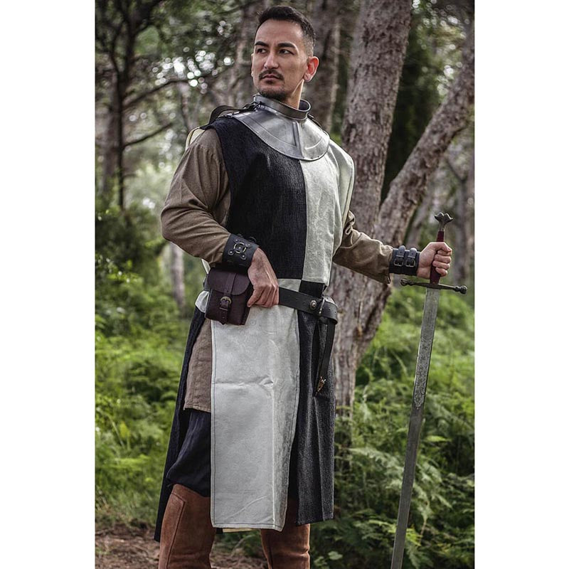 Gambeson noble in checkerboard pattern
