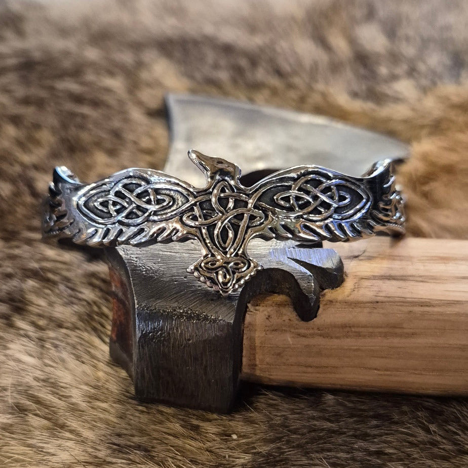 Wicca Armreif Rabe mit Knotenmuster aus Edelstahl