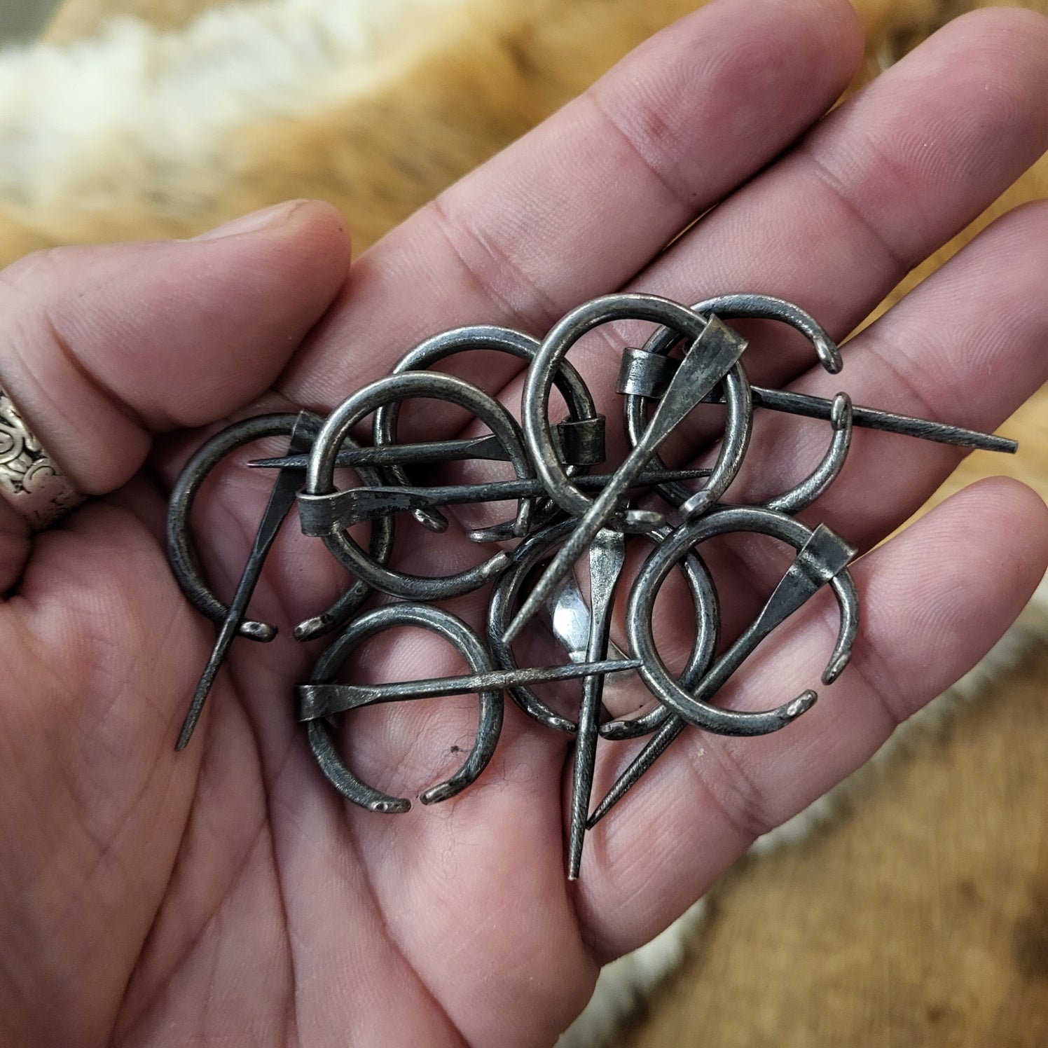 Wikinger Fibelset für Wadenwickel aus Stahl - handgeschmiedet