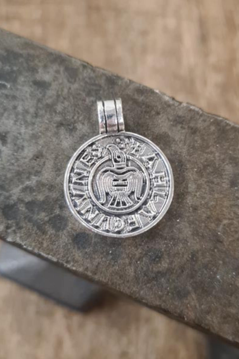 Viking Necklace Raven Penny in Silver