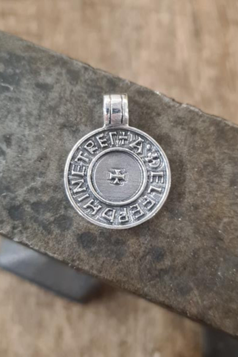 Viking Necklace Raven Penny in Silver