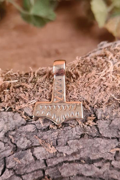 Viking Thor's Hammer Brooch in Bronze - Replica