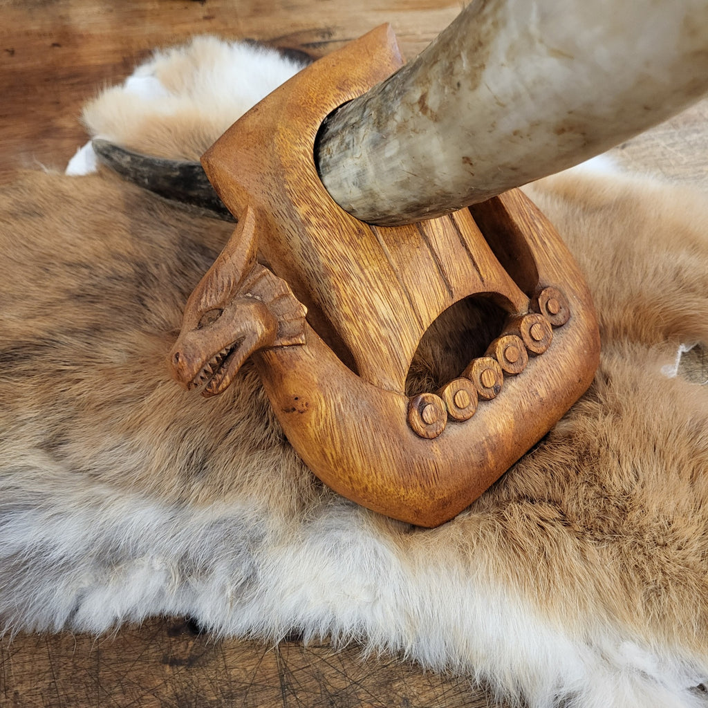 Wikinger Trinkhornständer Drachenboot aus Holz
