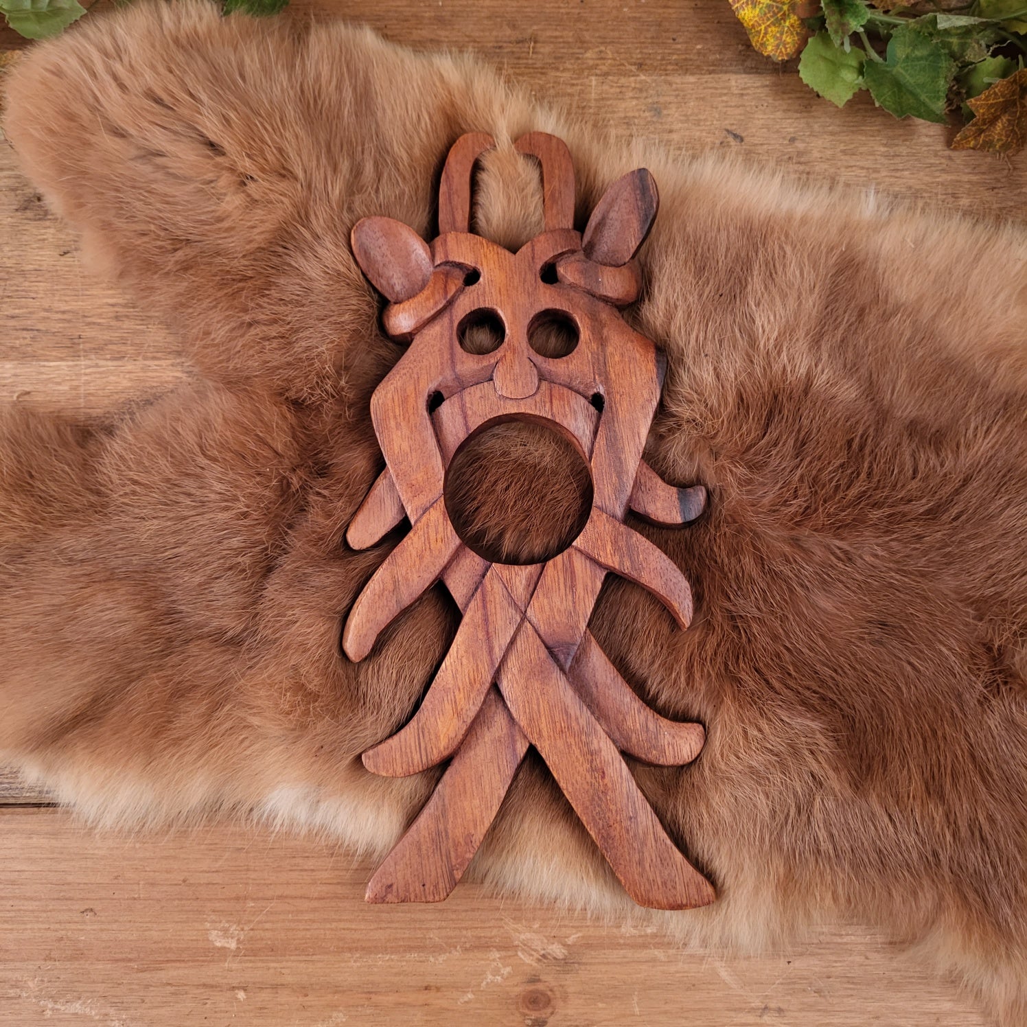 Viking Drinking Horn Stand Mösgard Wooden Mask