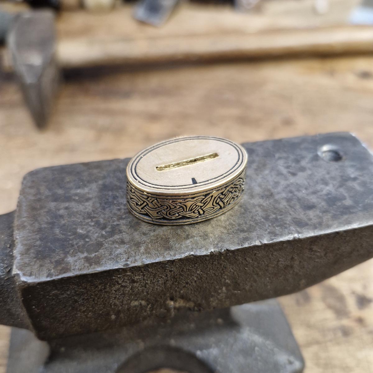 Wikinger Zwinge aus Bronze für DIY Messerbau