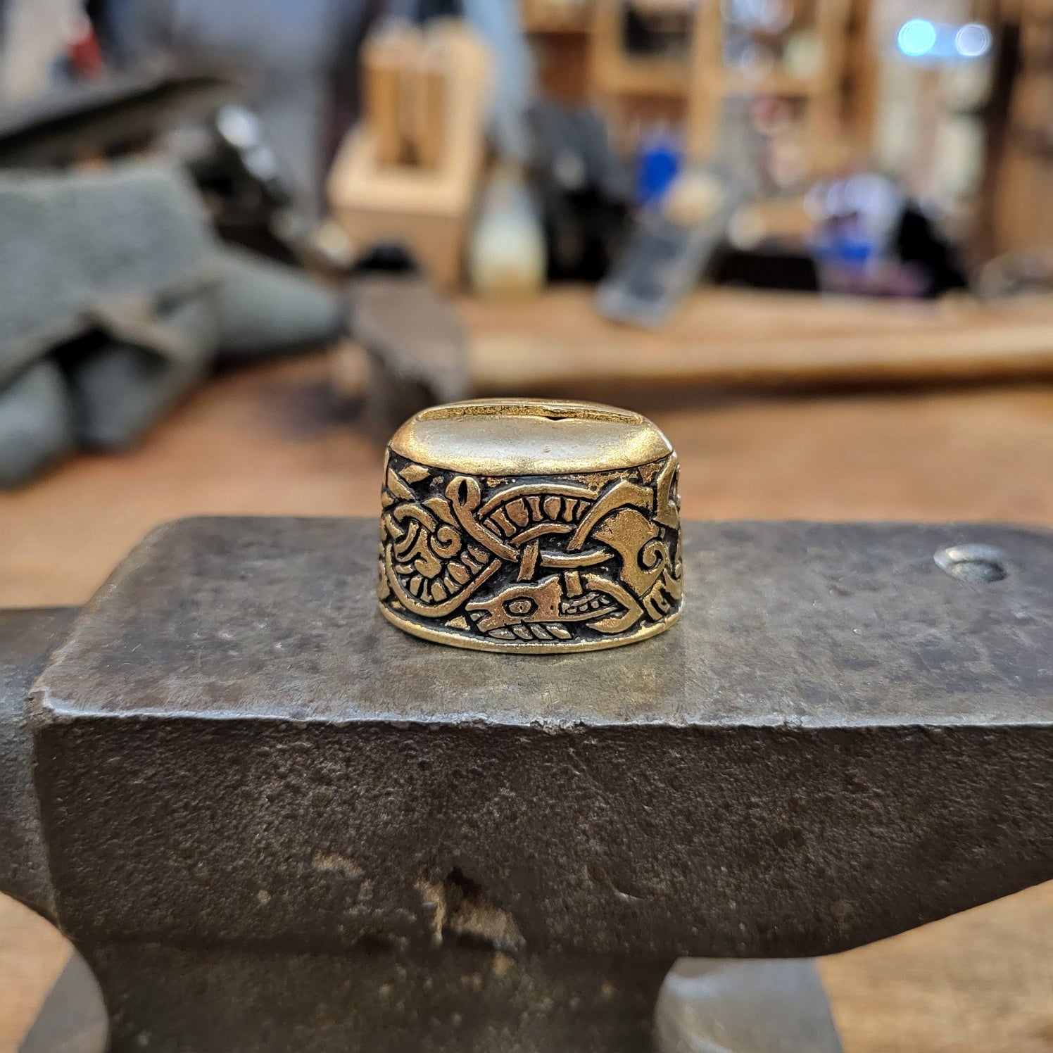 Wikinger Zwinge im Jelling Stil aus Bronze für DIY Messerbau