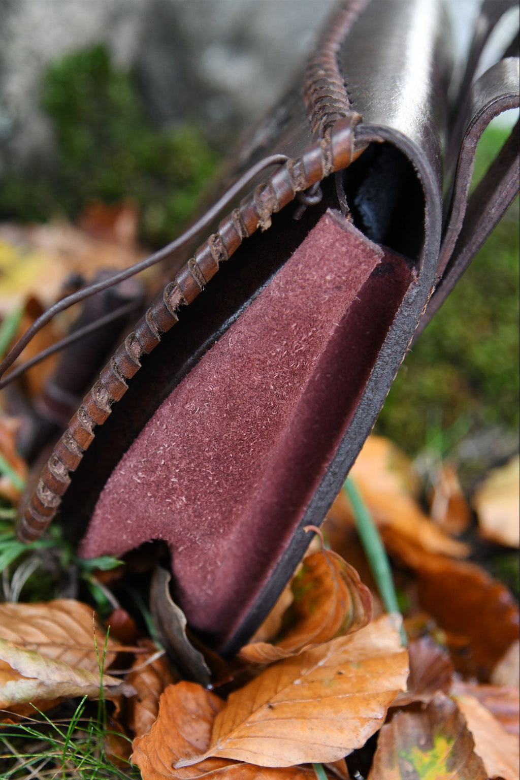 Wikinger Gürteltasche mit Wikingerdrache aus Leder