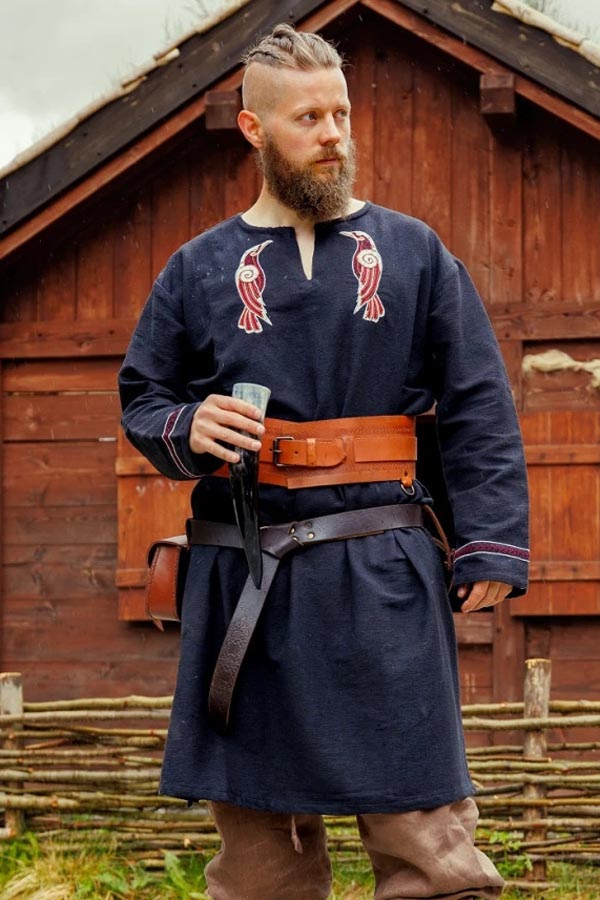 Viking Tunic with Hand Embroidery Hugin & Munin Black