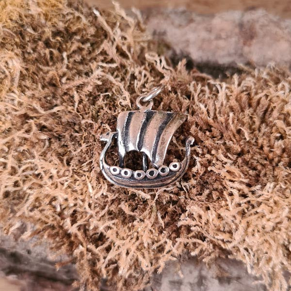 Amulett Wikingerschiff aus Silber