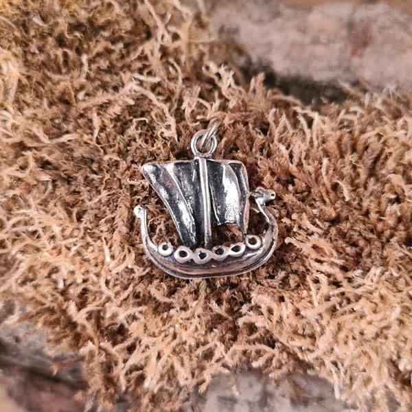Amulett Wikingerschiff aus Silber