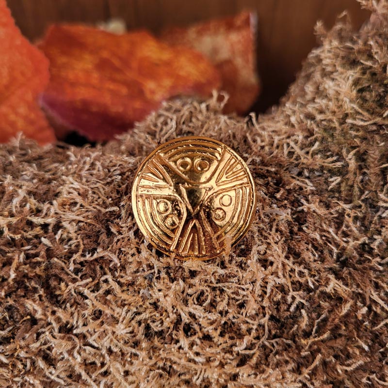 Anglo-Saxon disc brooch Overstone - gold-plated replica