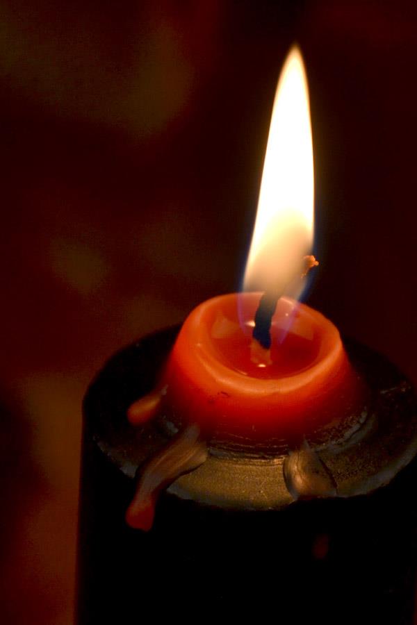 Blood candle