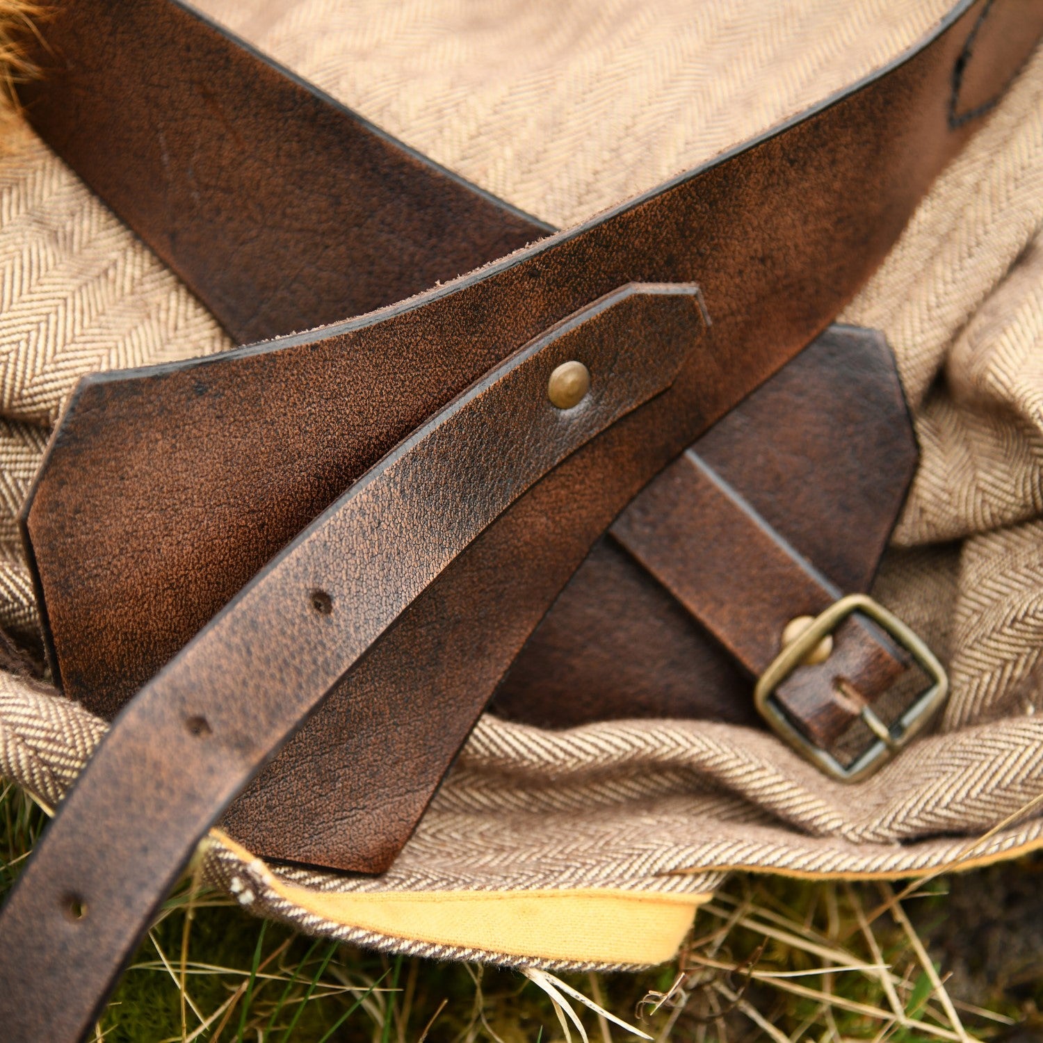 Simple buffalo leather corset belt