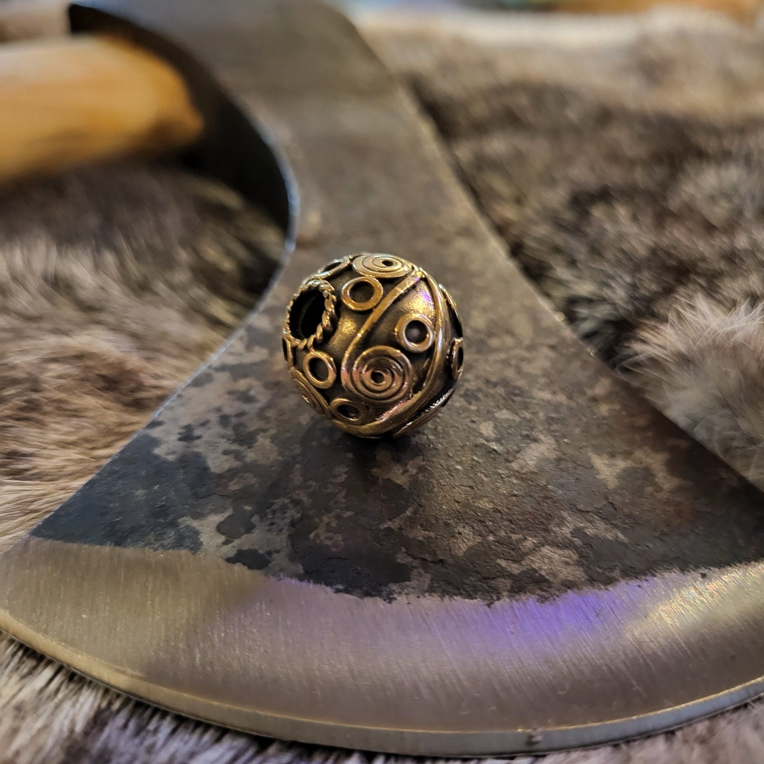 Wikinger Kugelperle Spirale aus Bronze