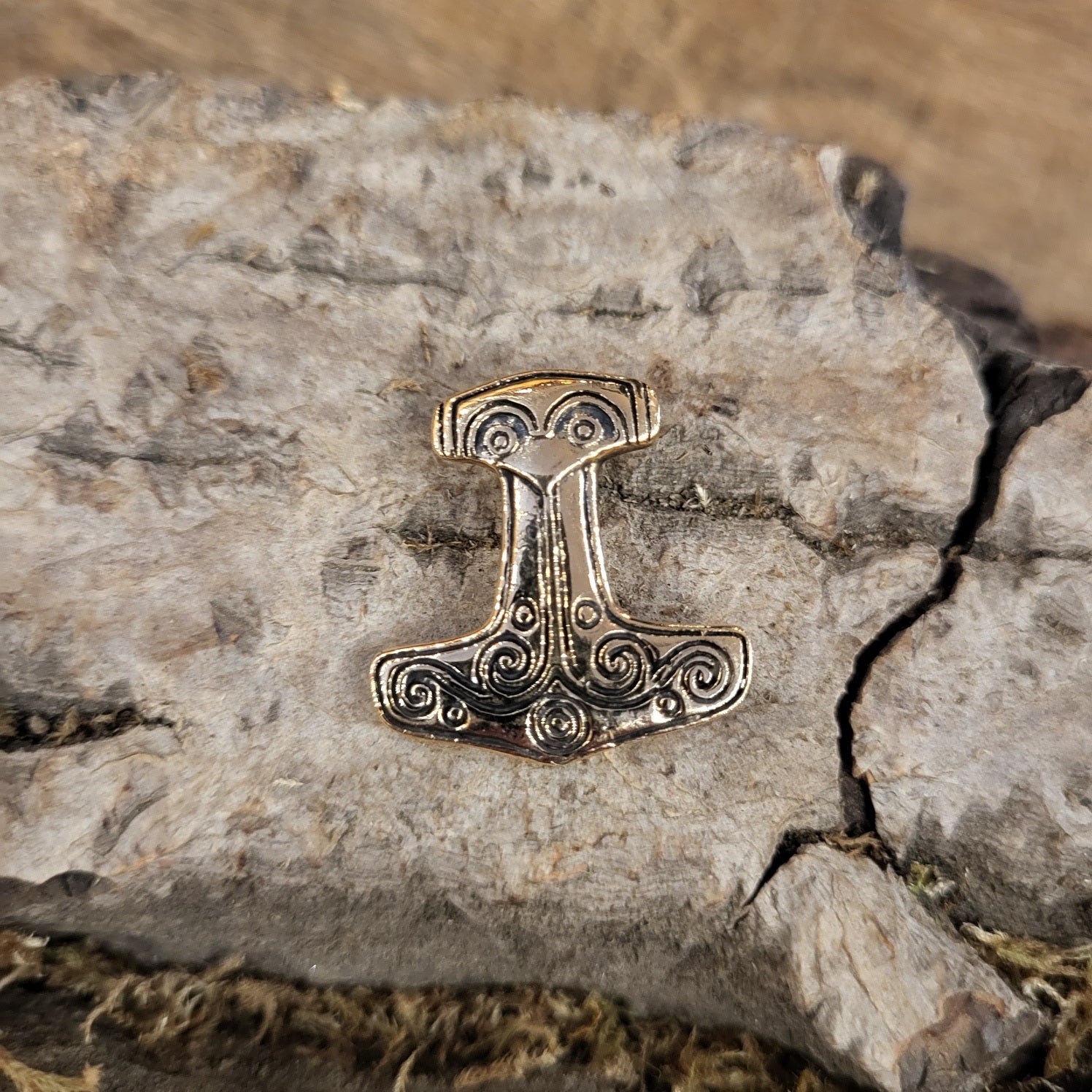 Kleiner Thorhammer aus Bronze