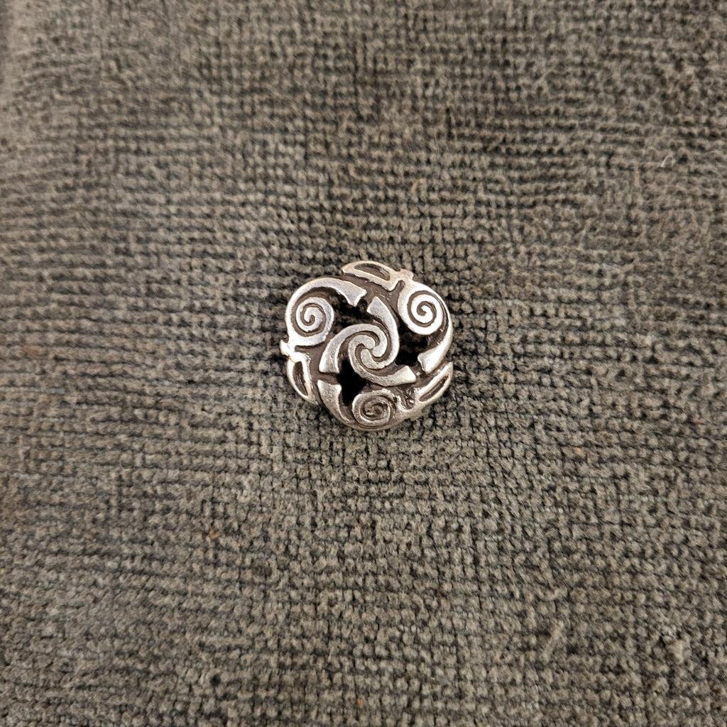 Button Celtic Triskele