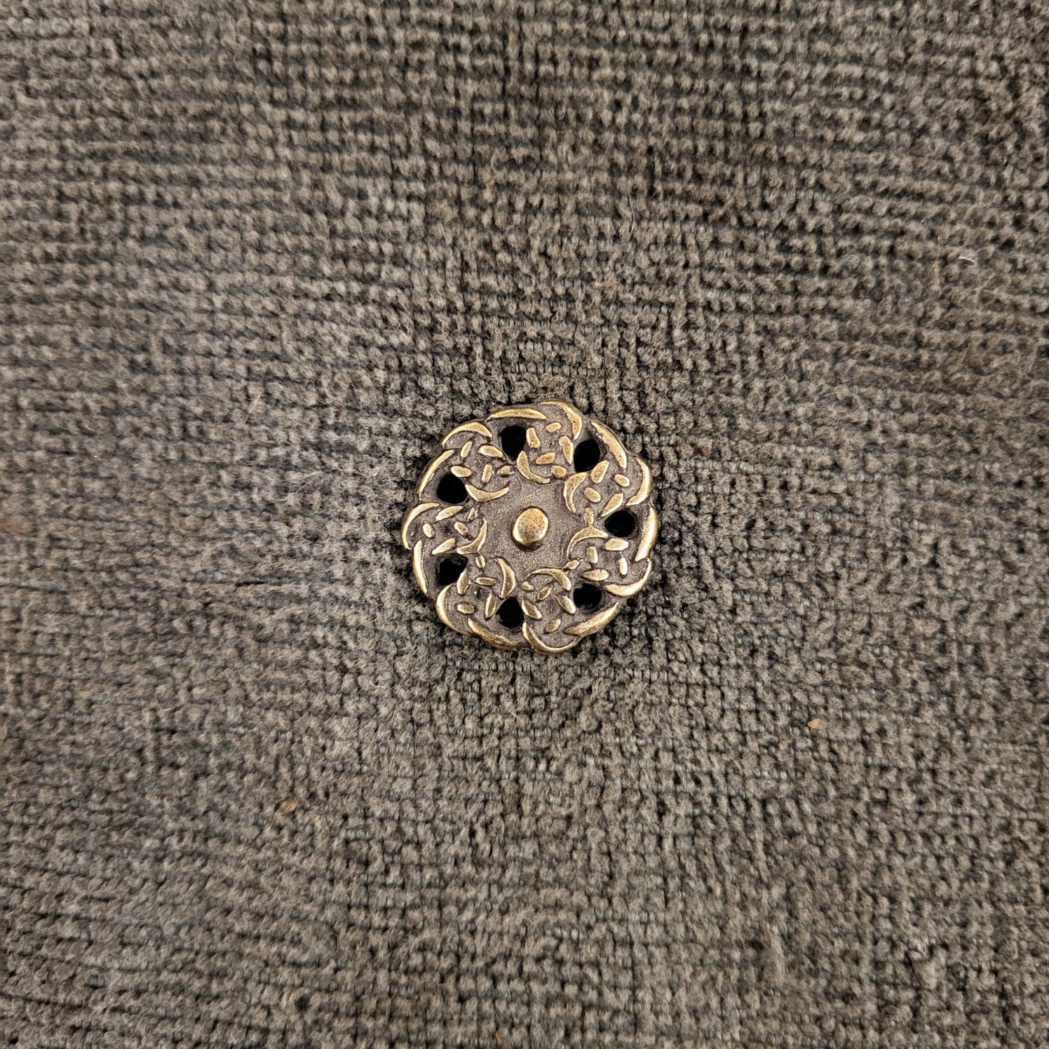 Button Celtic Knot Pattern