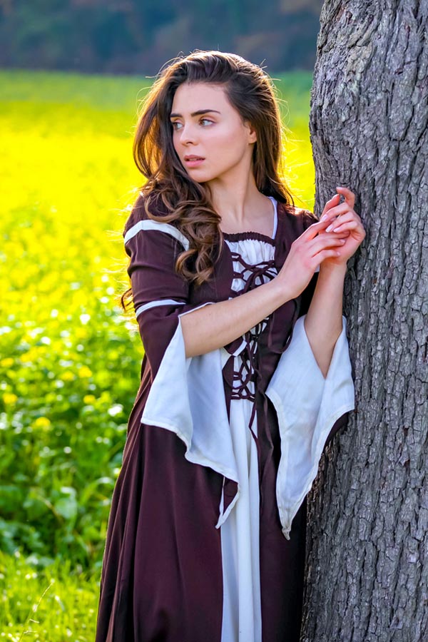 LARP Kleid mit Trompetenärmel & Schnürung