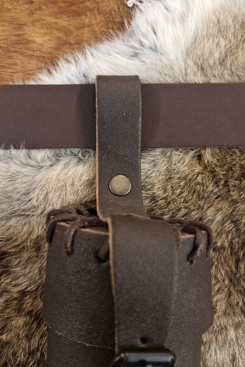 LARP Schriftrollenbehälter aus Leder