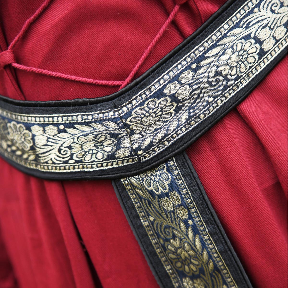 LARP Y-Belt with Trim