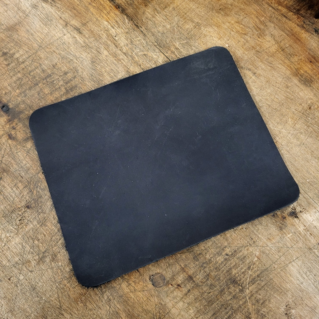 Lederstück 22 x 18 für DIY Messerscheiden aus Nubukleder