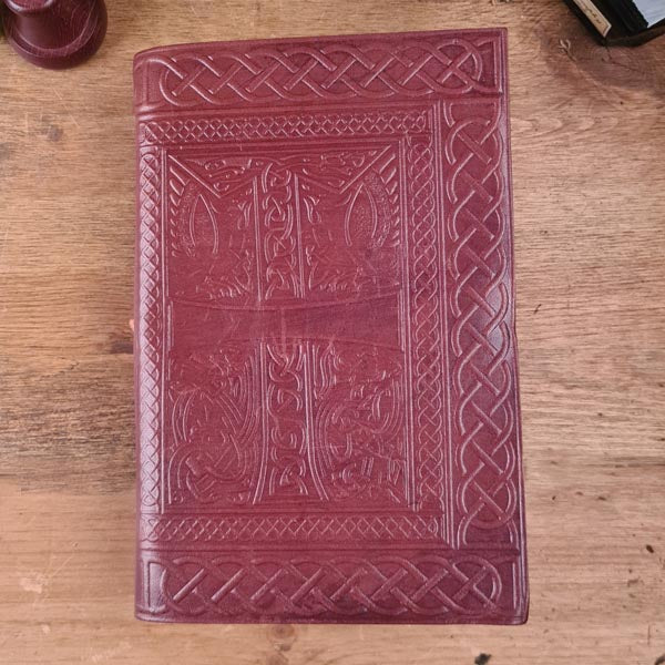 Notizbuch mit Kelten Triskele und Ledereinband