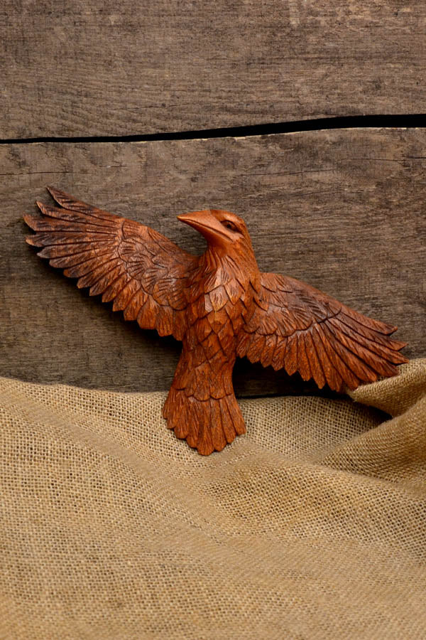 Wanddeko Odins Rabe Munin aus Holz
