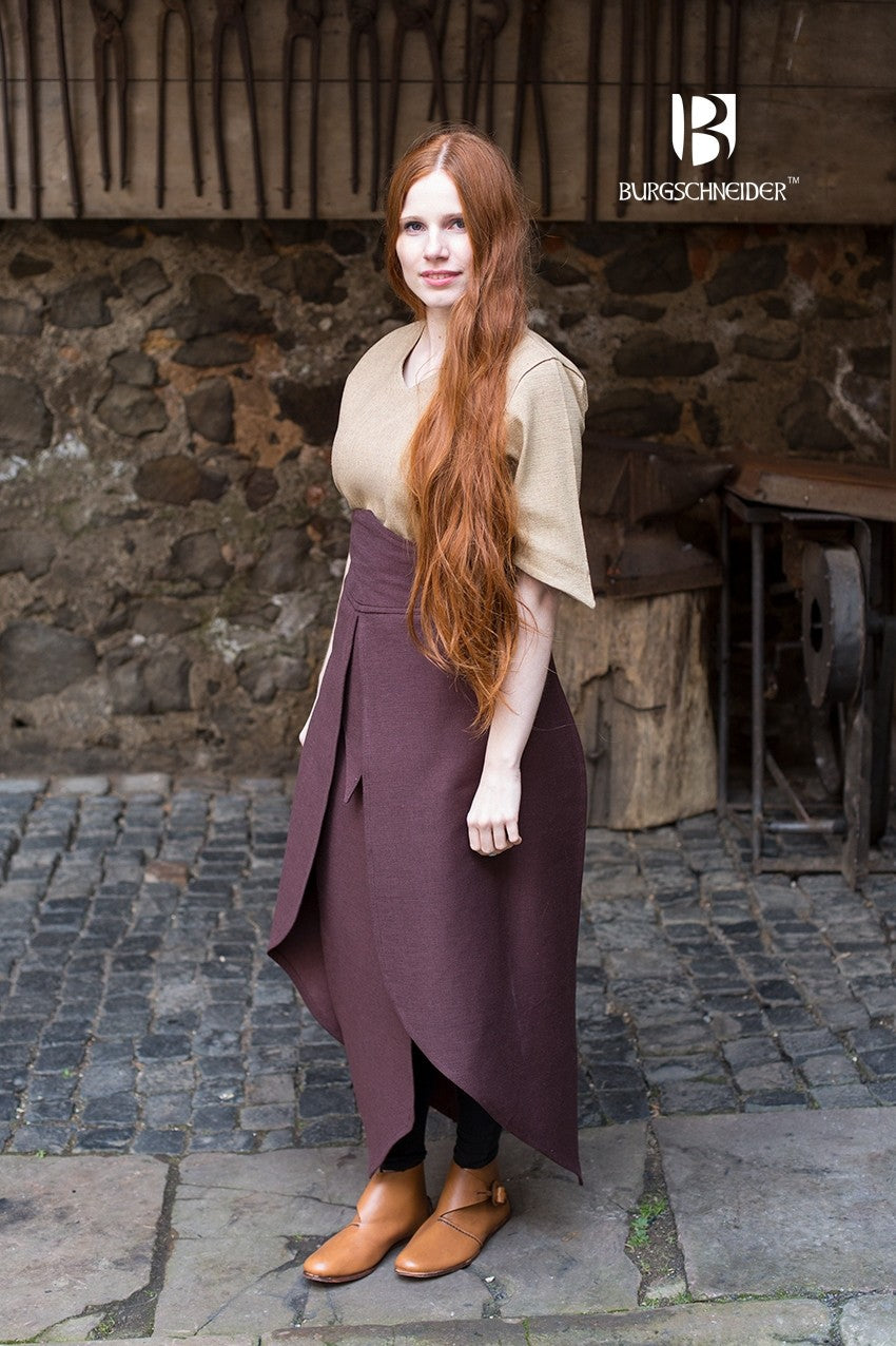 LARP Kampfrock Tharya von Burgschneider