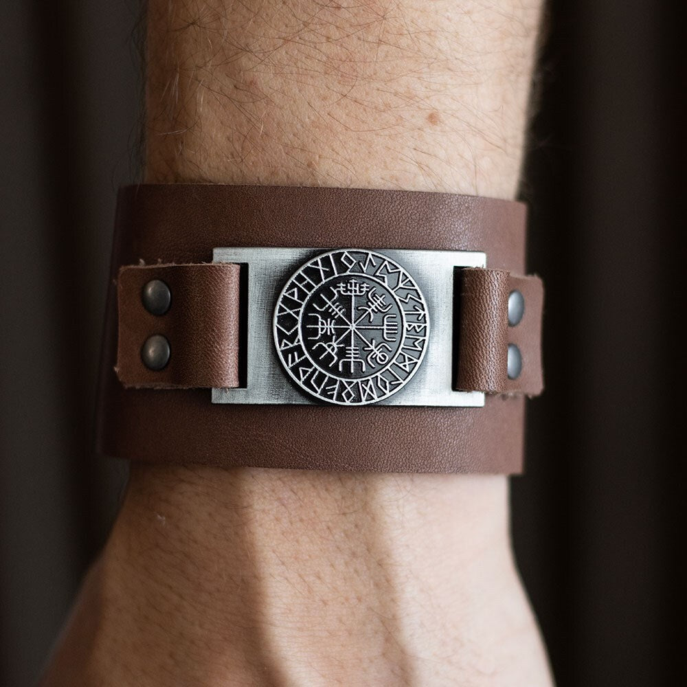 Armband Wikinger Kompass aus Leder braun