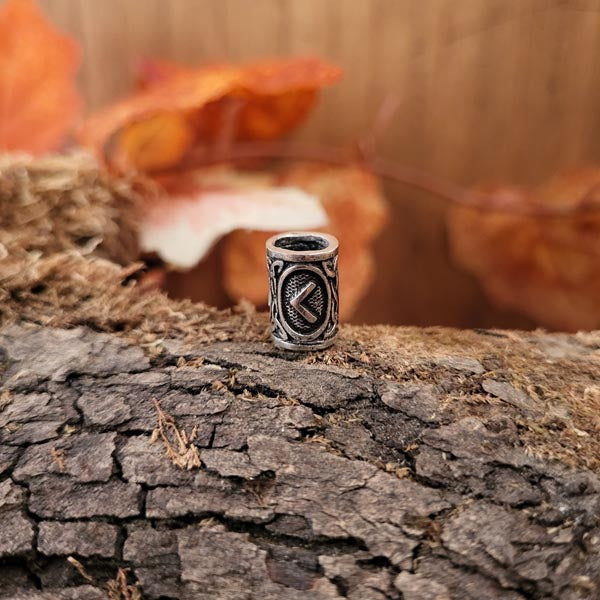 Wikinger Bartperle Rune Futhark aus Silber