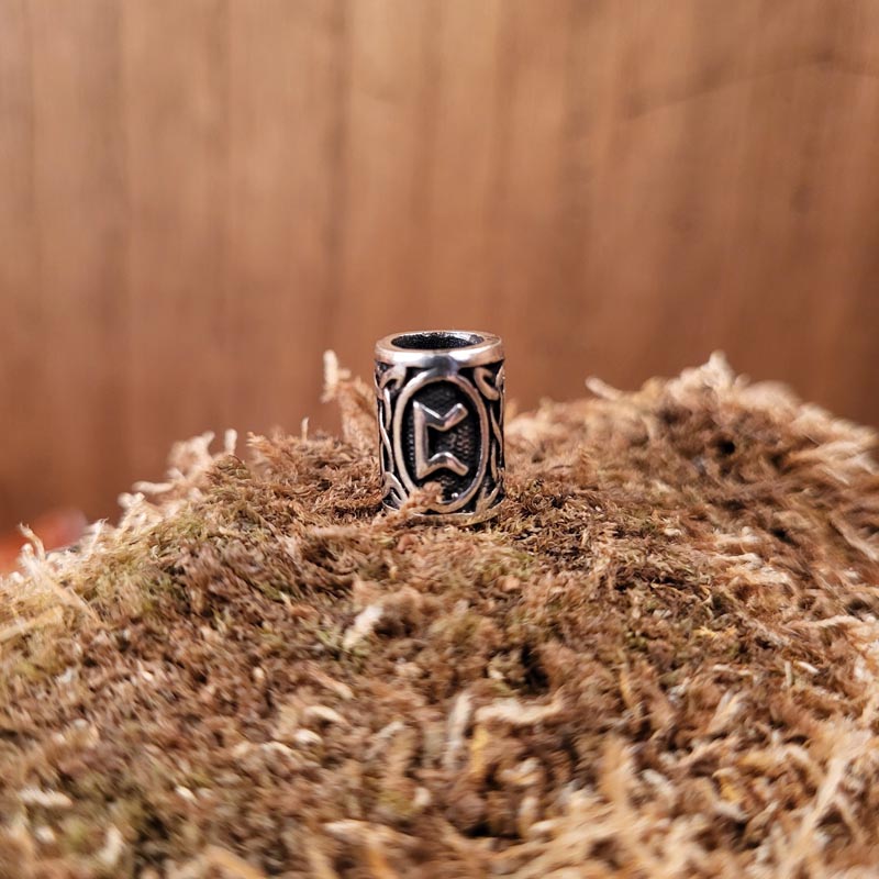Wikinger Bartperle Rune Futhark aus Silber