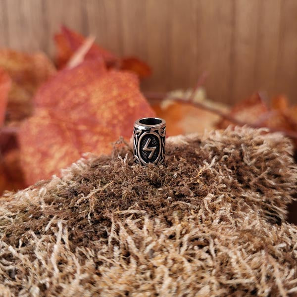 Wikinger Bartperle Rune Futhark aus Silber