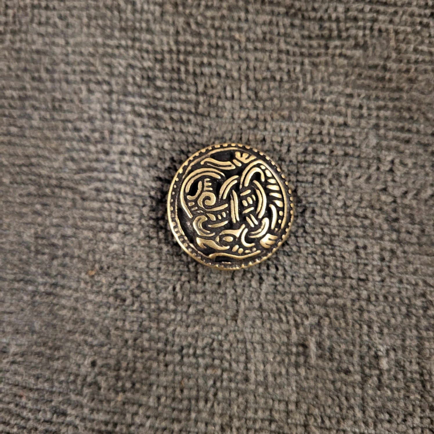 Wikinger Knopf Greiftier