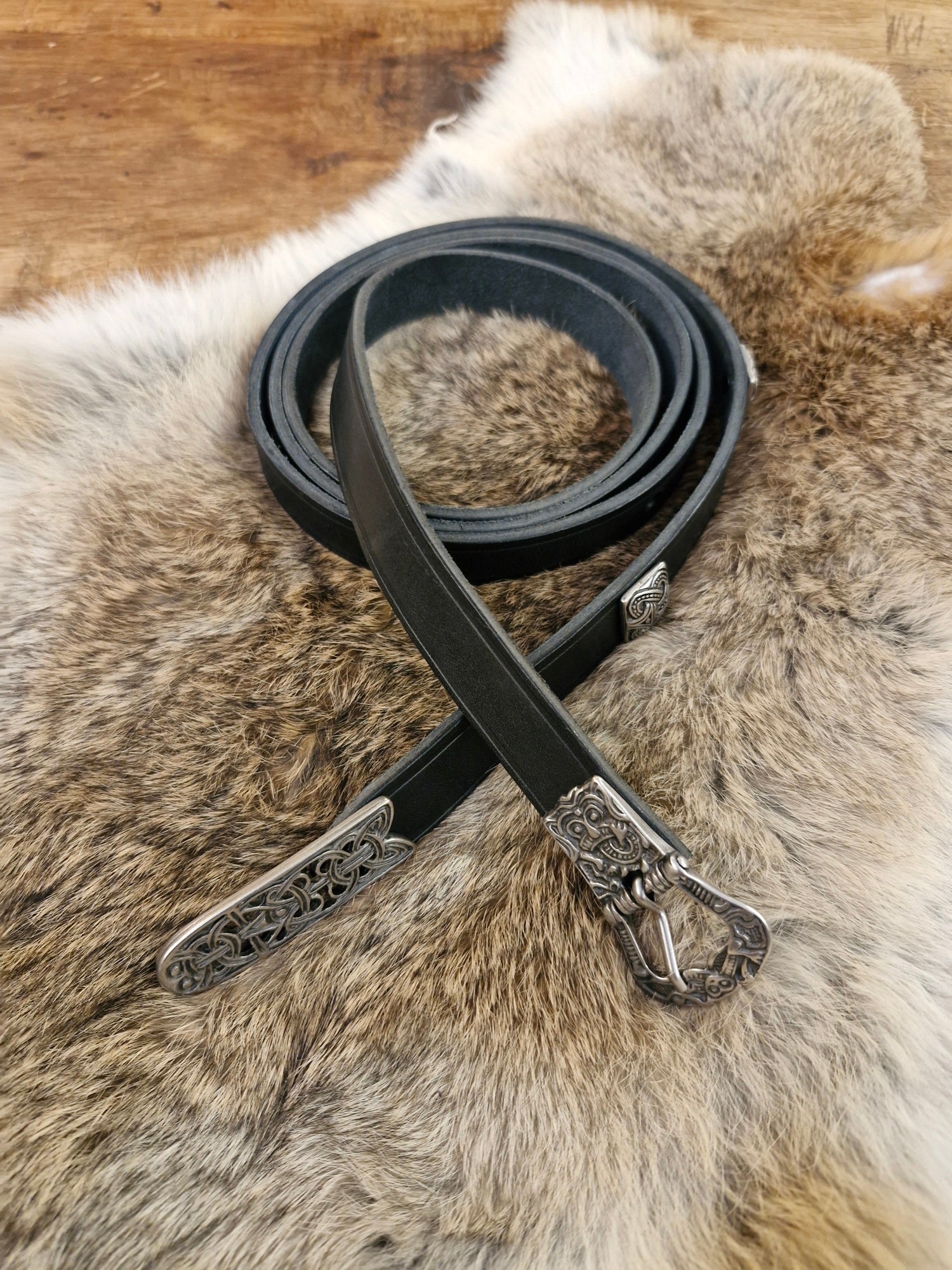 Viking Birka Splendor Belt with End Piece and Decorative Rivets, made of Leather
