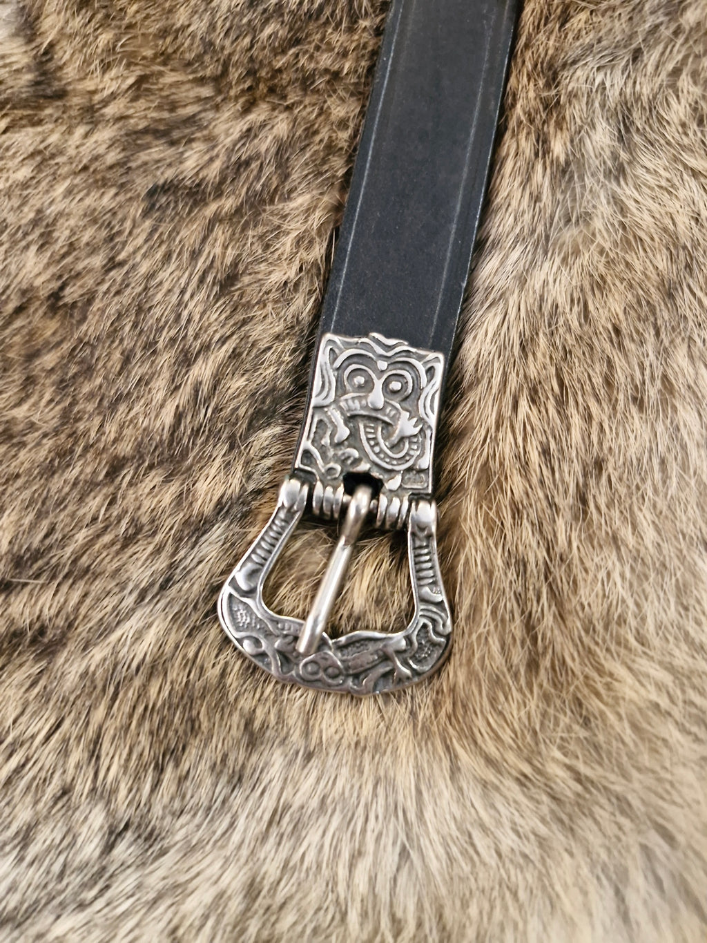 Viking Birka Splendor Belt with End Piece and Decorative Rivets, made of Leather