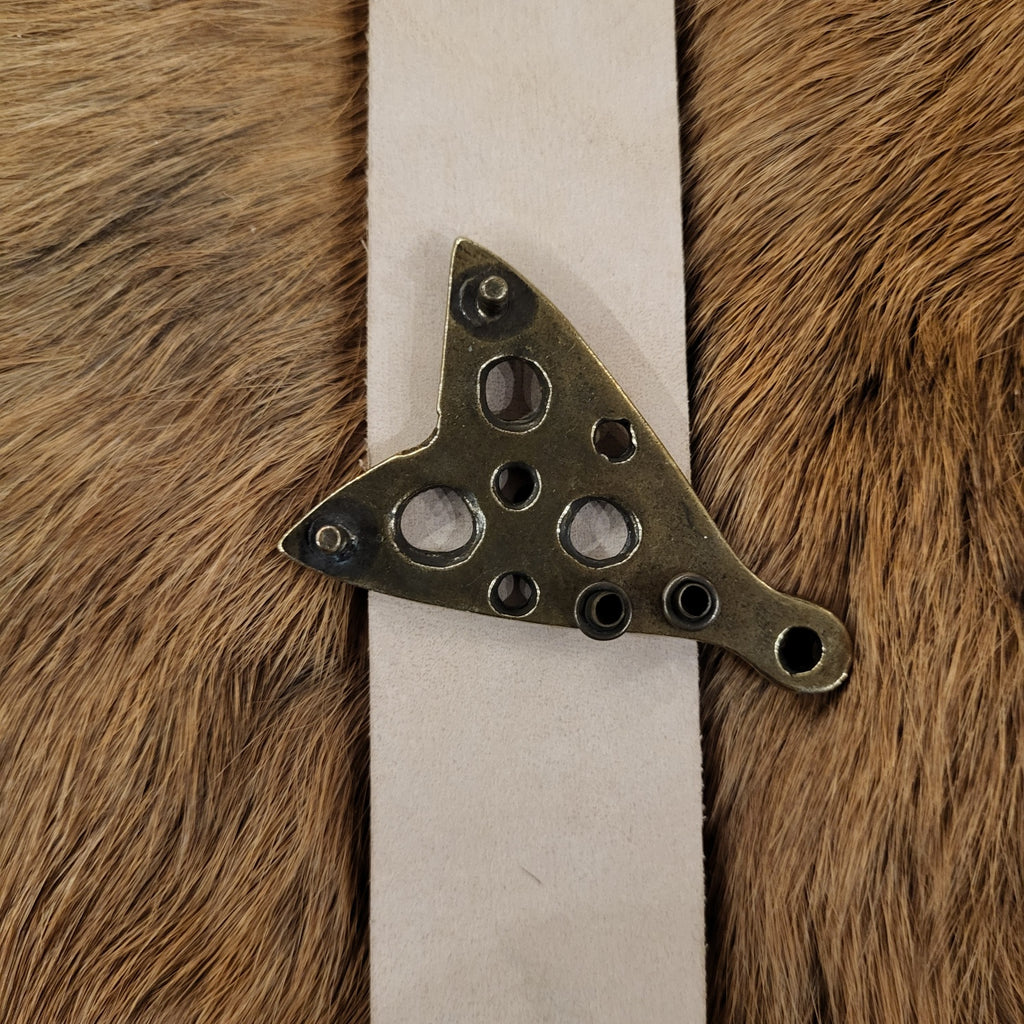 Viking strap end in Borre style for 4 cm belts