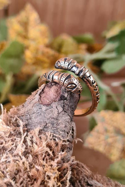 Wikinger Ring Nidhöggr aus Bronze