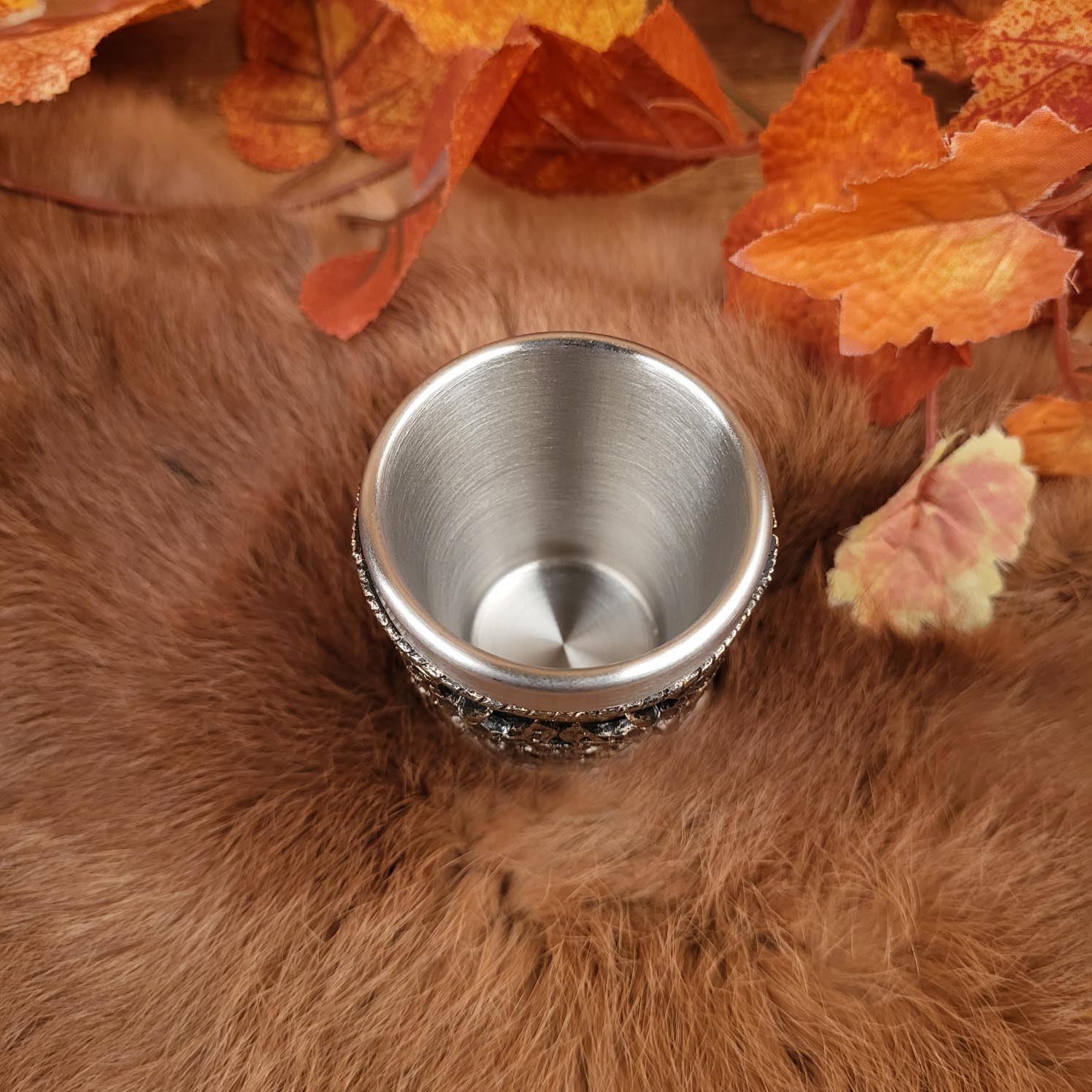 Wikinger Schnapsbecher mit Edelstahleinsatz - handbemalt