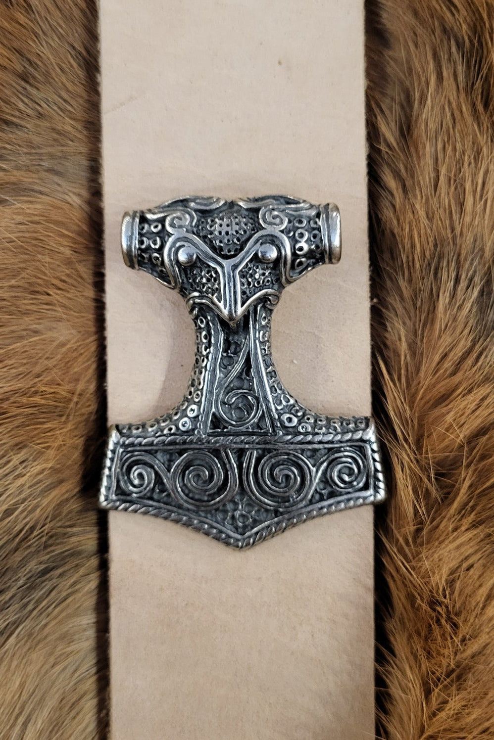Viking Decorative Rivet Schonhammer