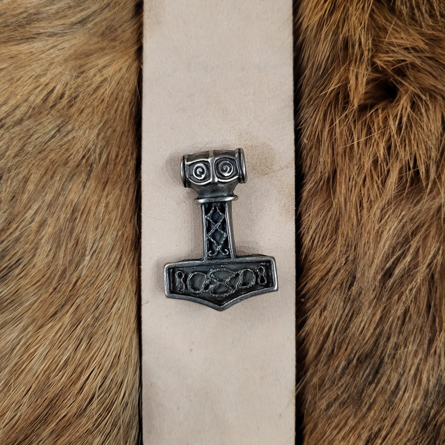 Viking Decorative Rivet Thor's Hammer Ödeshög