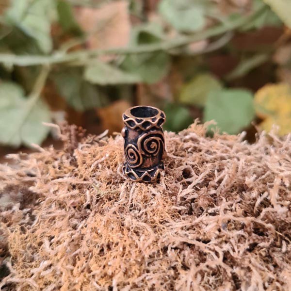 Frühmittelalter Schmuckperle Spirale aus Bronze