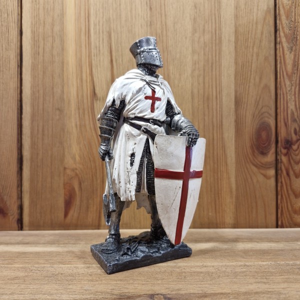 Templer mit Axt und Schild auf dem Kreuzzug - handbemalt