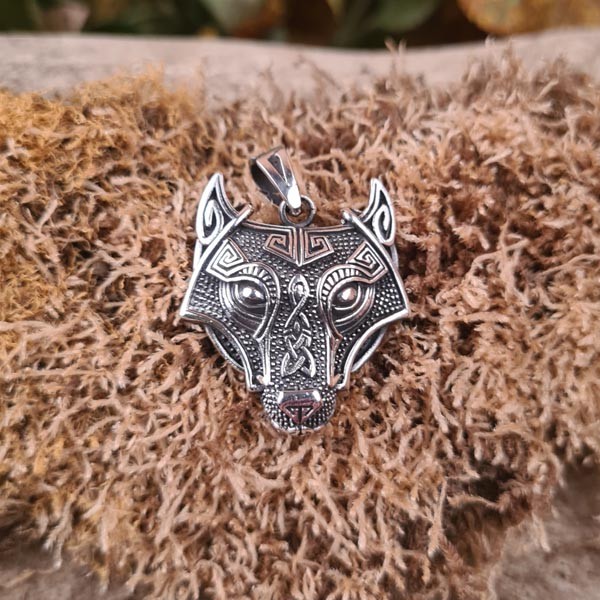 Amulett Keltischer Wolfskopf aus Silber